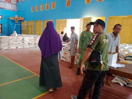 Penyaluran Bantuan Pangan Beras Sembako Kalurahan Srihardono